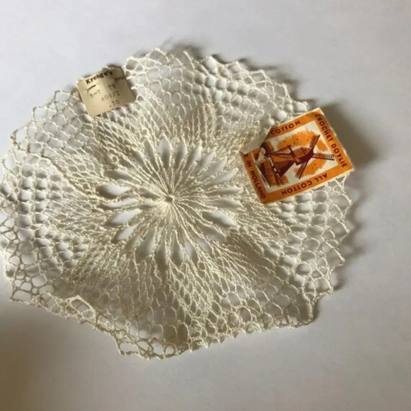 Lace Doilies Vintage Crochet Macrame Handmade Antique - Picture 5 of 10